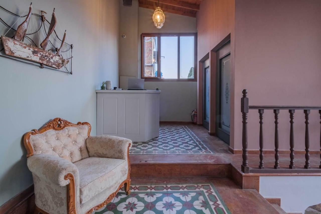 Agora Residence Chios Town Extérieur photo